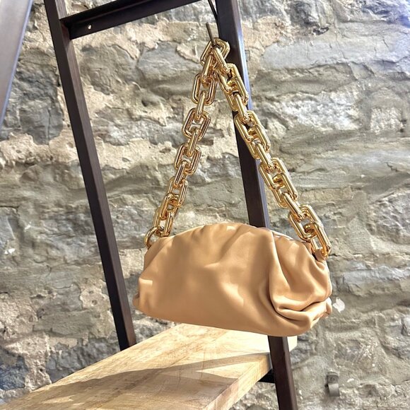 Bottega Veneta Light Brown Leather The Chain Pouch Clutch - Picture 2 of 14